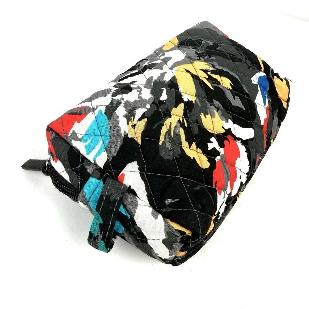 Vera Bradley Medium Cosmetic‎ Bag Splash Floral Black Travel Quilted Brand New
